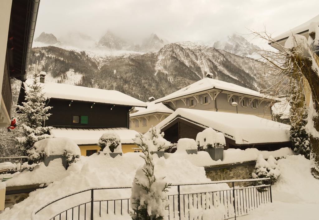 Hotel Du Clocher Chamonix Bagian luar foto