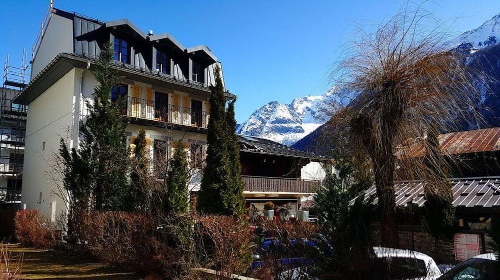 Hotel Du Clocher Chamonix Bagian luar foto