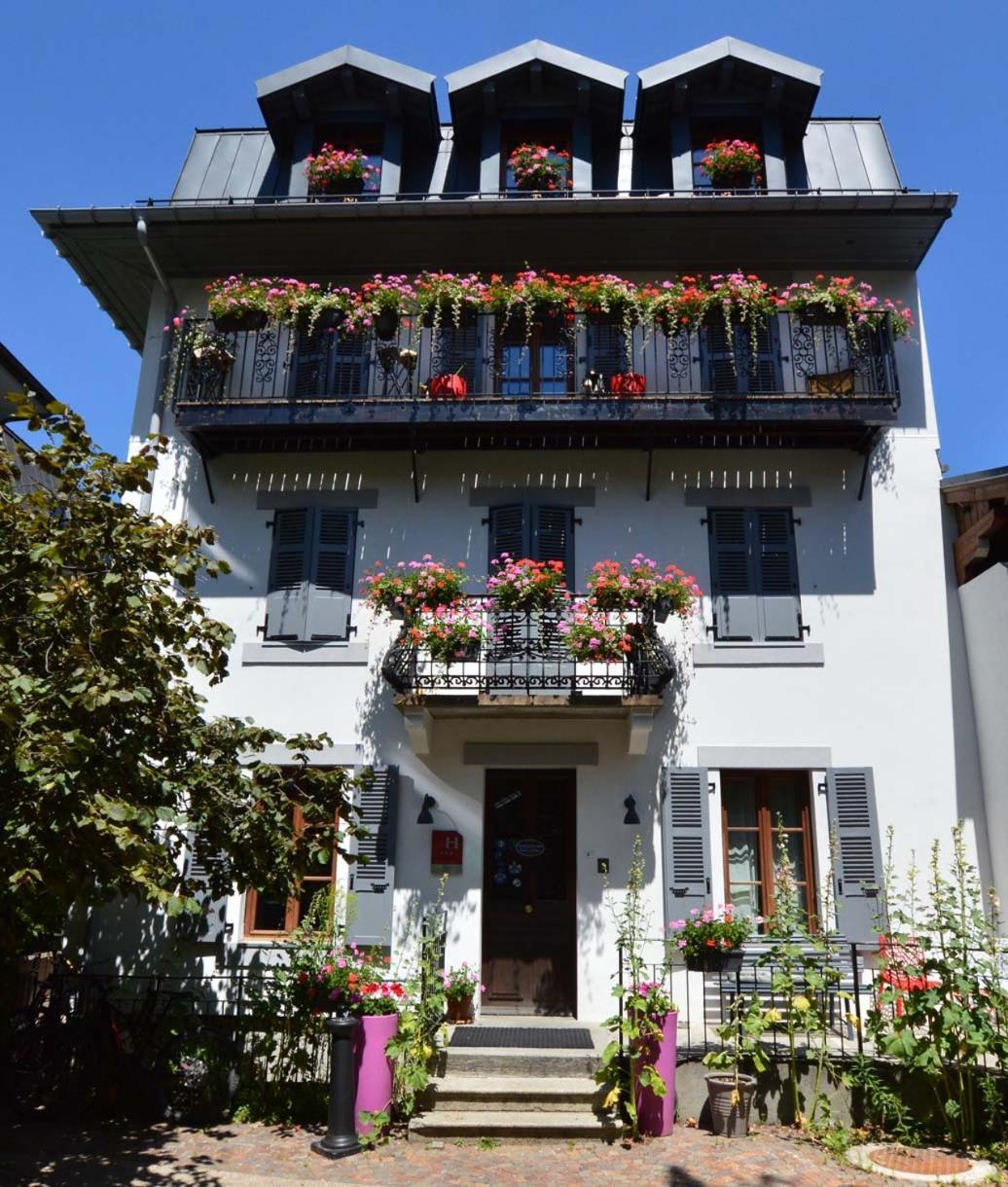 Hotel Du Clocher Chamonix Bagian luar foto