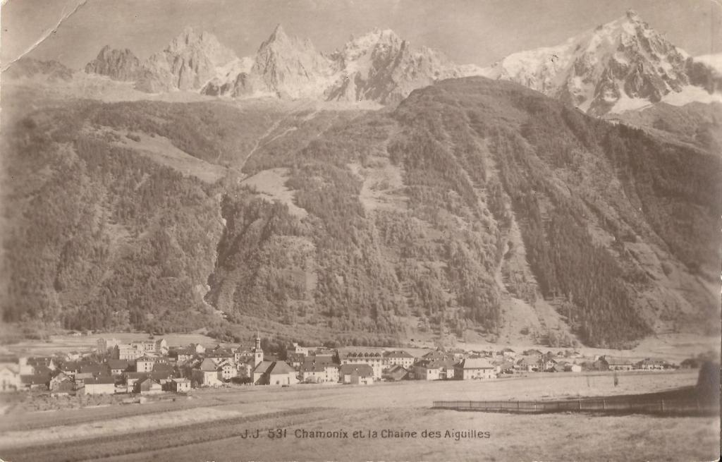 Hotel Du Clocher Chamonix Bagian luar foto